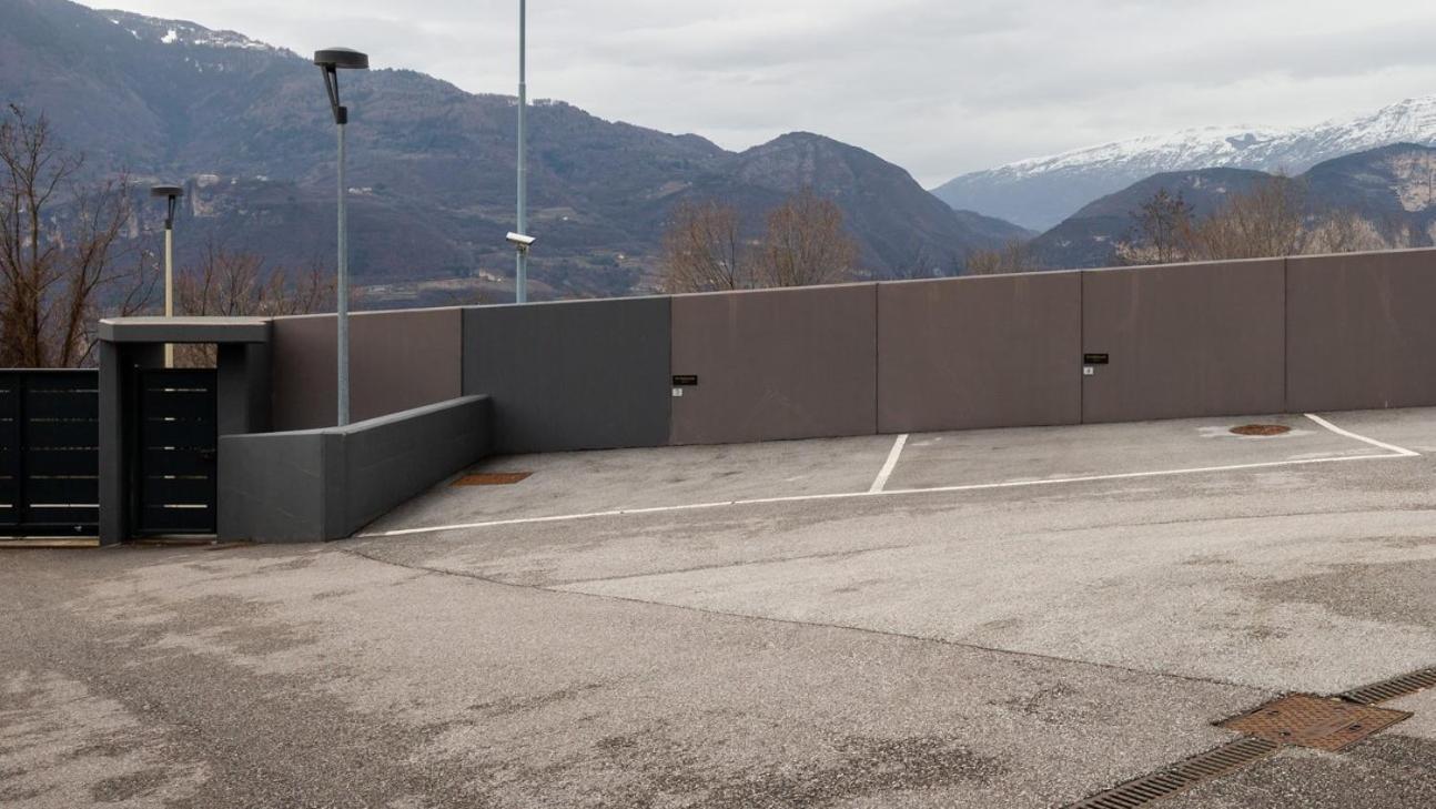 Mine House Hill- 2 Privat Parking! Apartment Trento Luaran gambar